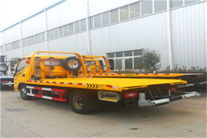 盐池附近拖车救援搭电